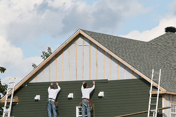 Professional Emergency Siding Repair technician working in Lurgan, PA